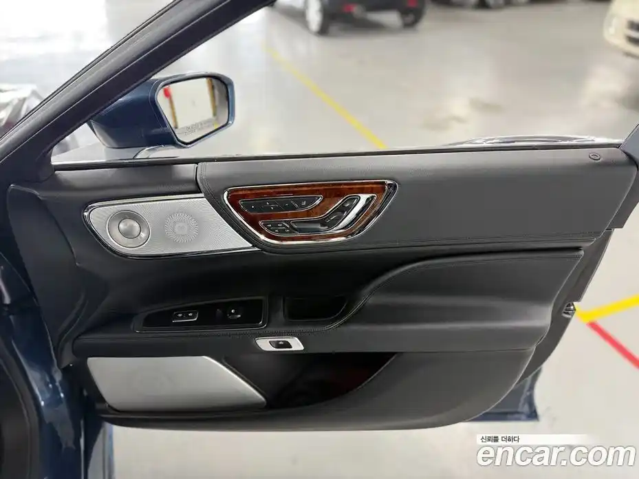 Lincoln Continental 2019 3.0 гидро в Москве № 1015630, фото 14