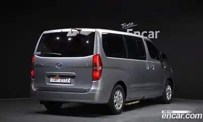 Hyundai Starex 2012 2.5 Автомат в Москве № 1065614, миниатюра 2