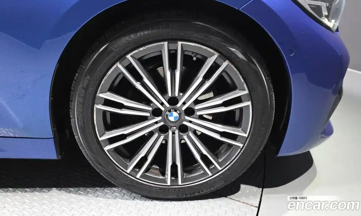 BMW 3-Series 2021 2.0 Автомат в Москве № 1082934, фото 4