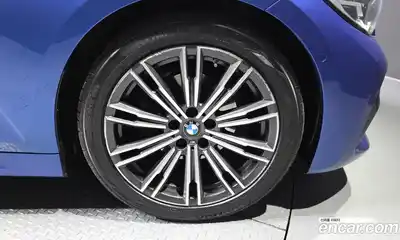 BMW 3-Series 2021 2.0 Автомат в Москве № 1082934, миниатюра 4