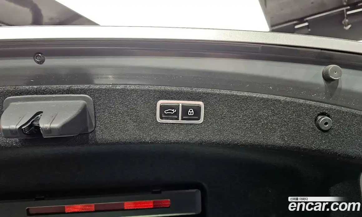 Genesis G80 2024 2.5 гидро в Москве № 13000, фото 20