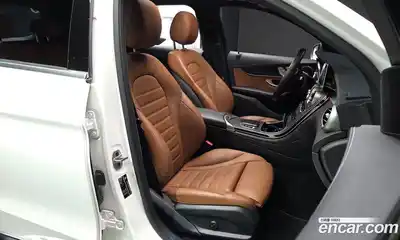 Mercedes-Benz GLC-Class 2022 2.0 гидро в Москве № 135710, миниатюра 10
