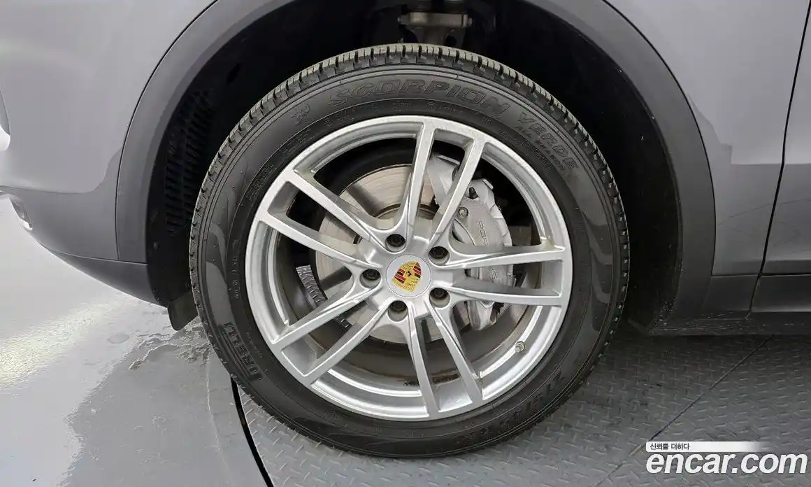 Porsche Cayenne 2019 3.0 гидро в Москве № 136719, фото 5