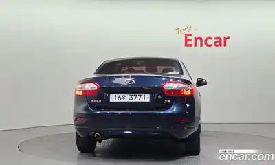 Renault SM3 2010 1.6 гидро в Москве № 148411, миниатюра 4