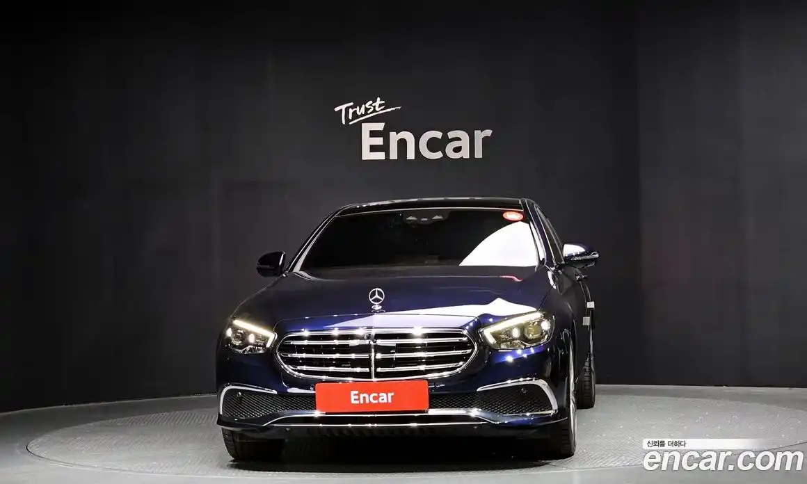 Mercedes-Benz E-Class 2023 3.0 гидро в Москве № 149459, фото 3
