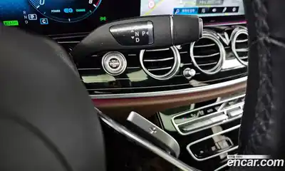 Mercedes-Benz E-Class 2023 3.0 гидро в Москве № 149459, миниатюра 9