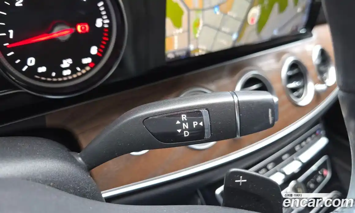 Mercedes-Benz E-Class 2020 1.9 гидро в Москве, фото 9