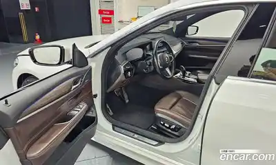 BMW 6-Series 2019 2.0 гидро в Москве № 159035, миниатюра 11