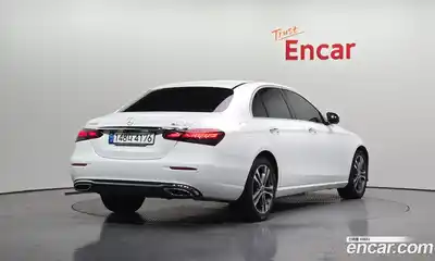 Mercedes-Benz E-Class 2021 2.0 гидро в Москве, миниатюра 2