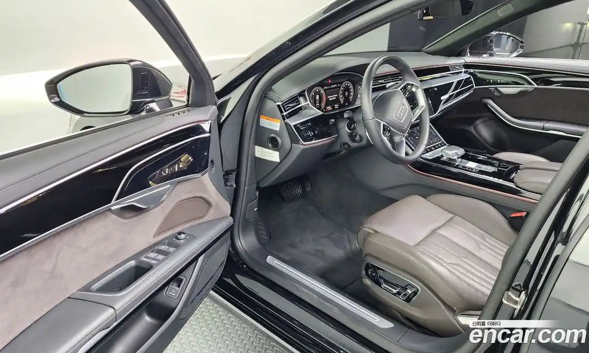 Audi A8 2023 3.0 гидро в Москве № 162503, фото 10