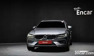 Volvo V60 2019 2.0 гидро в Москве № 164514, миниатюра 3