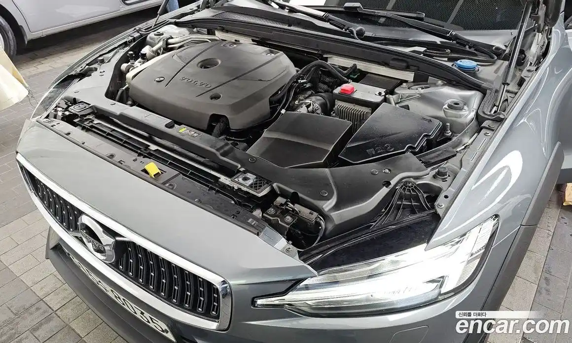 Volvo V60 2019 2.0 гидро в Москве № 164514, фото 6