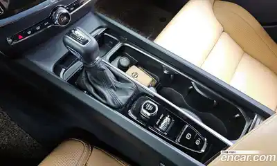 Volvo V60 2019 2.0 гидро в Москве № 164514, миниатюра 9