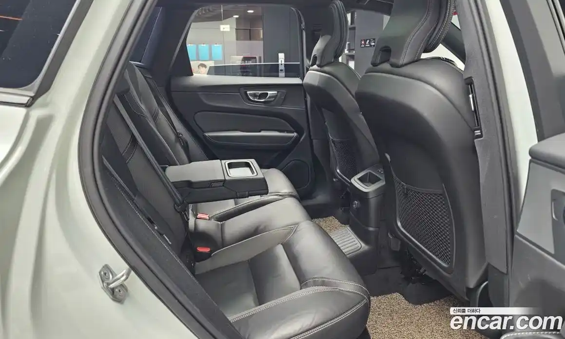 Volvo XC60 2020 2.0 гидро в Москве № 164533, фото 12