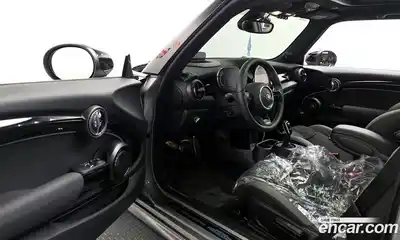 Mini Cooper 2023 2.0 гидро в Москве № 166923, миниатюра 10