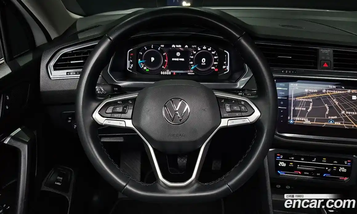 Volkswagen Tiguan 2023 2.0 гидро в Москве № 168520, фото 13