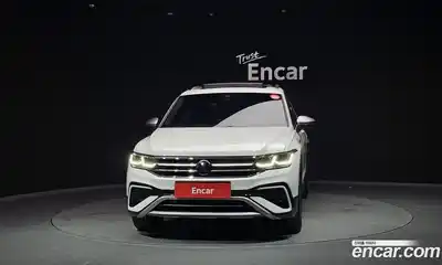 Volkswagen Tiguan 2023 2.0 гидро в Москве № 168520, миниатюра 3