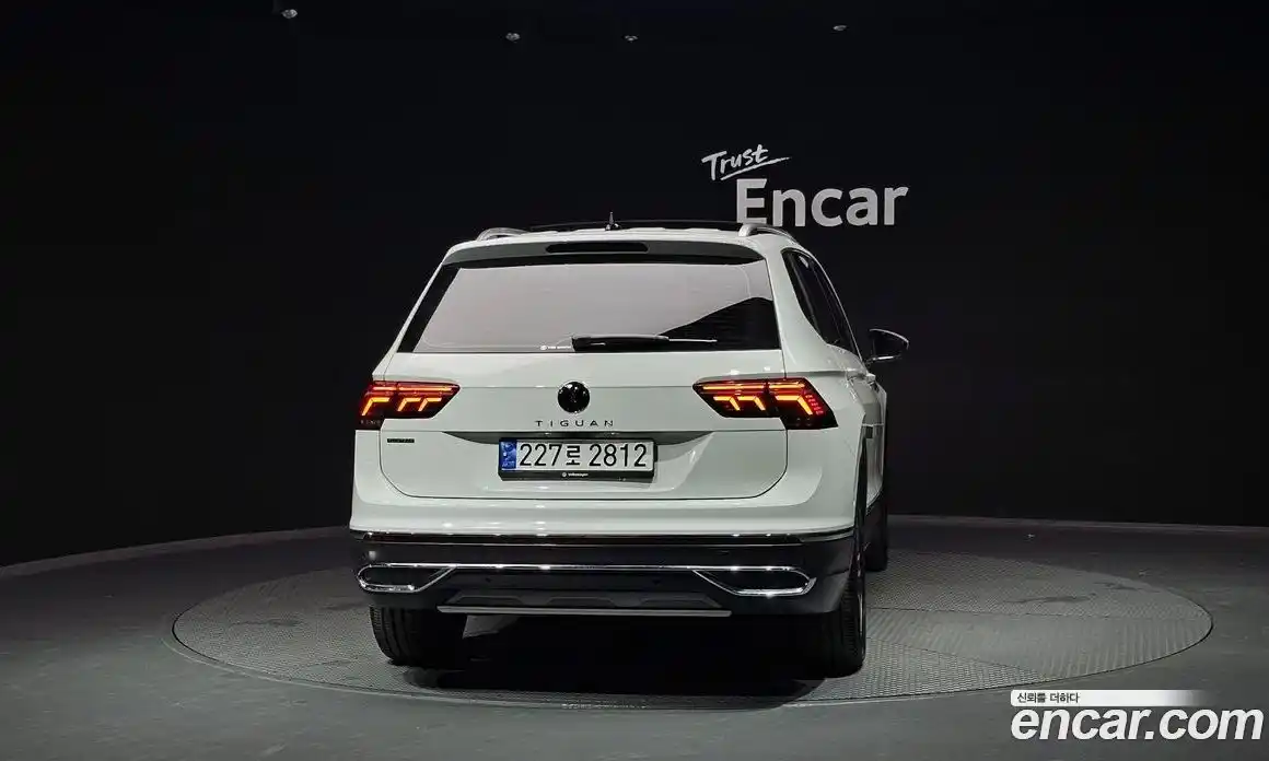 Volkswagen Tiguan 2023 2.0 гидро в Москве № 168520, фото 4