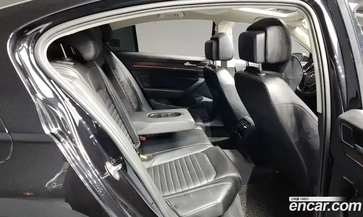 Volkswagen Passat 2018 2.0 гидро в Москве № 168909, фото 12