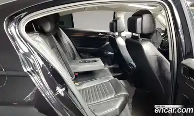 Volkswagen Passat 2018 2.0 гидро в Москве № 168909, миниатюра 12