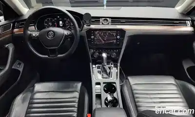 Volkswagen Passat 2018 2.0 гидро в Москве № 168909, миниатюра 7