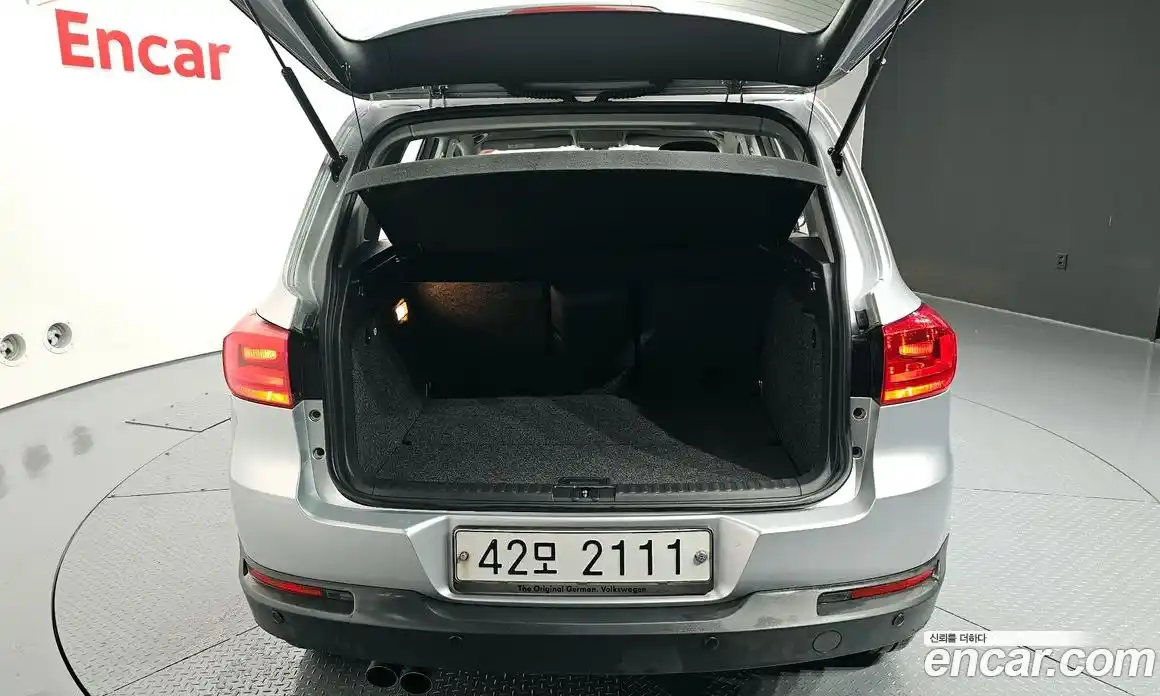 Volkswagen Tiguan 2013 2.0 гидро в Москве № 169045, фото 20