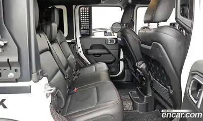 Jeep Wrangler 2023 2.0 гидро в Москве № 169504, миниатюра 12