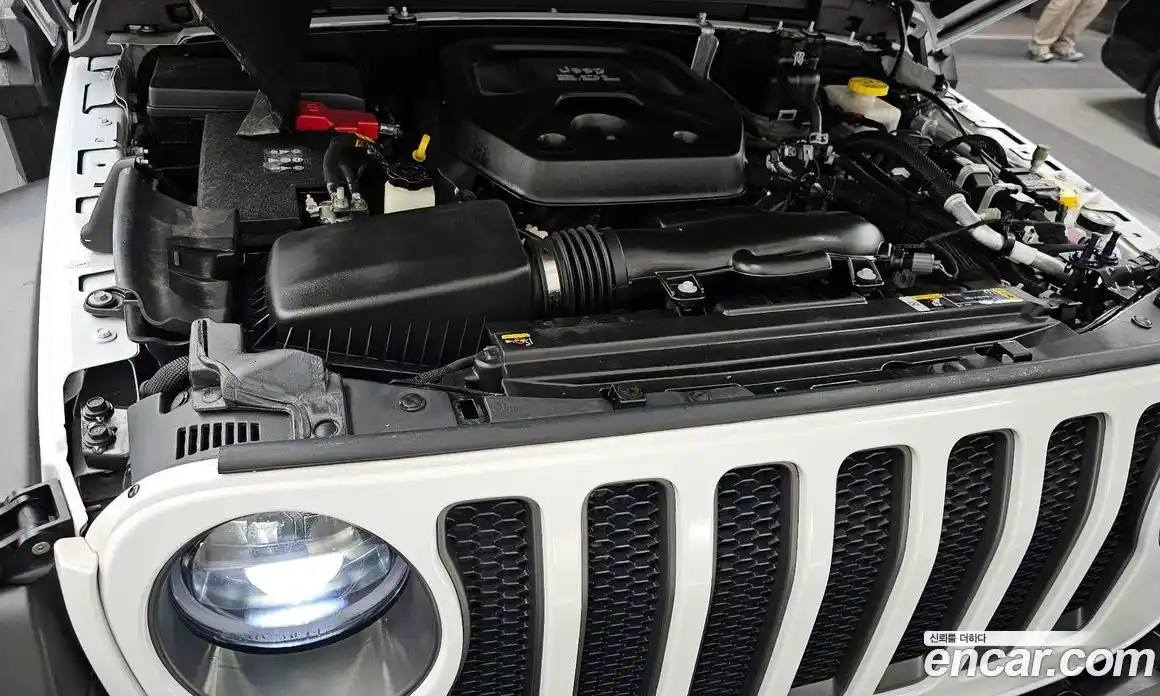 Jeep Wrangler 2023 2.0 гидро в Москве № 169504, фото 6