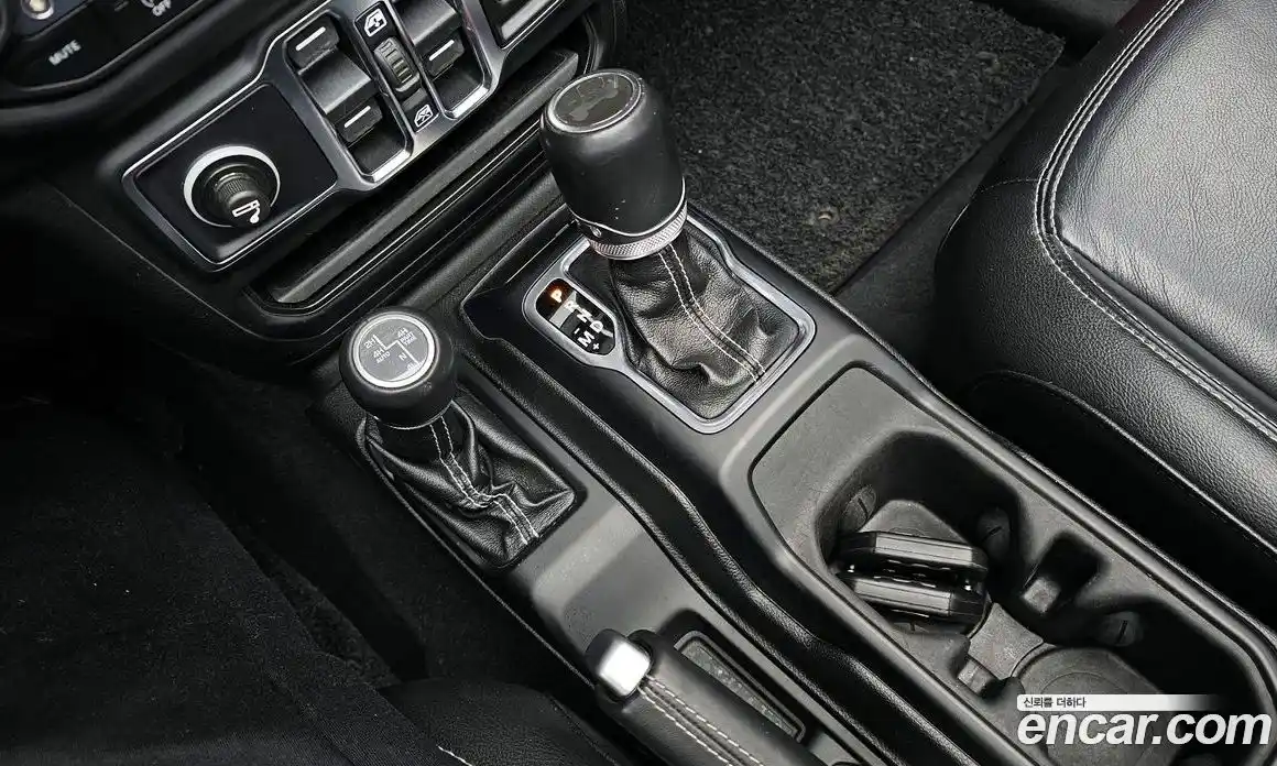 Jeep Wrangler 2020 2.0 гидро в Москве № 169829, фото 9