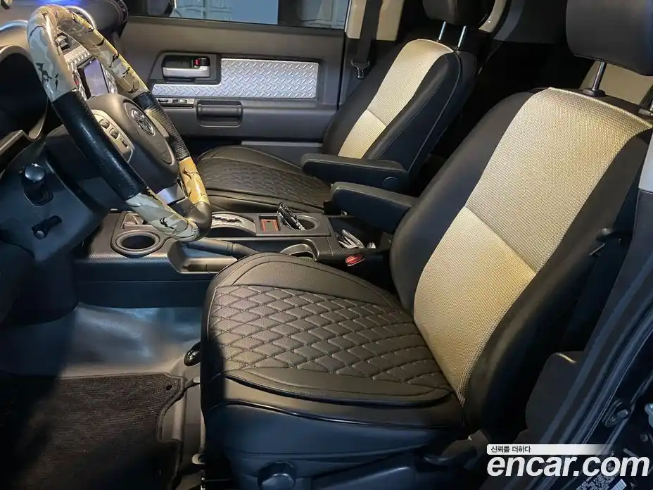 Toyota FJ Cruiser 2010 4.0 гидро в Москве № 170357, фото 16