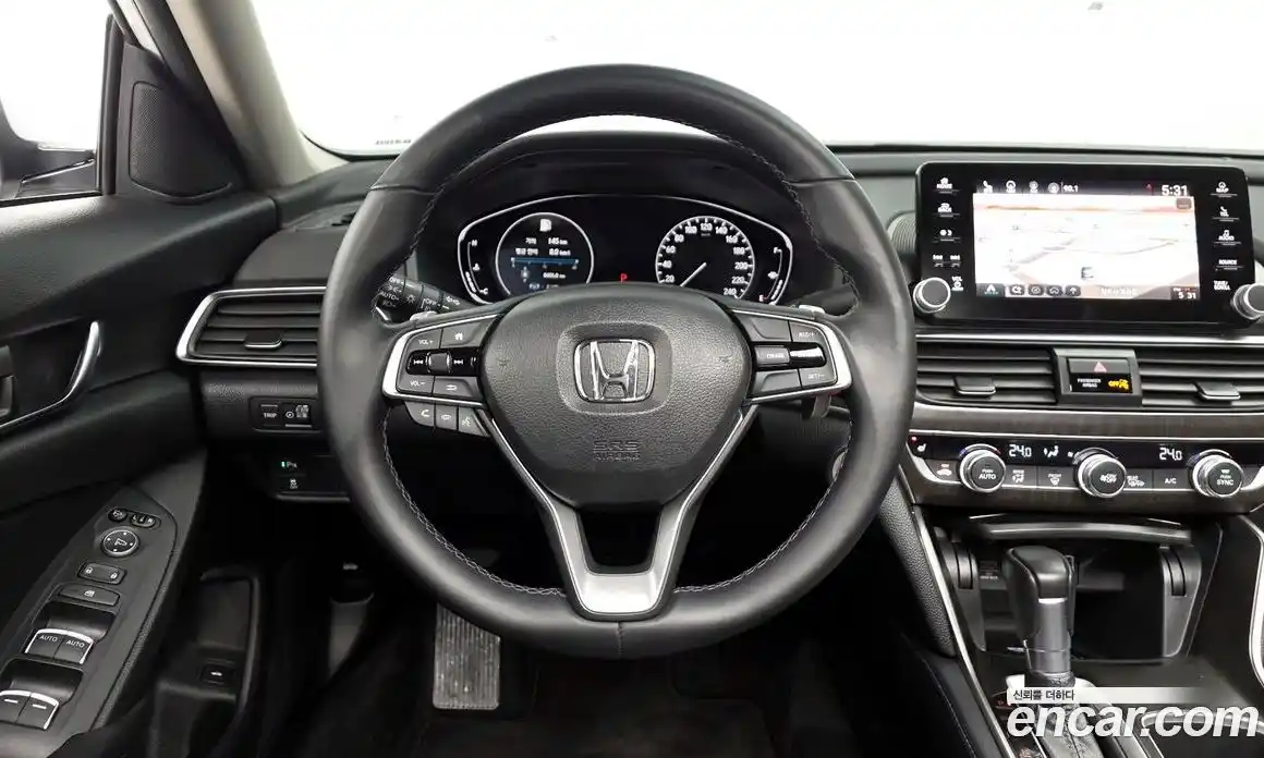 Honda Accord 2018 1.5 гидро в Москве № 170454, фото 13