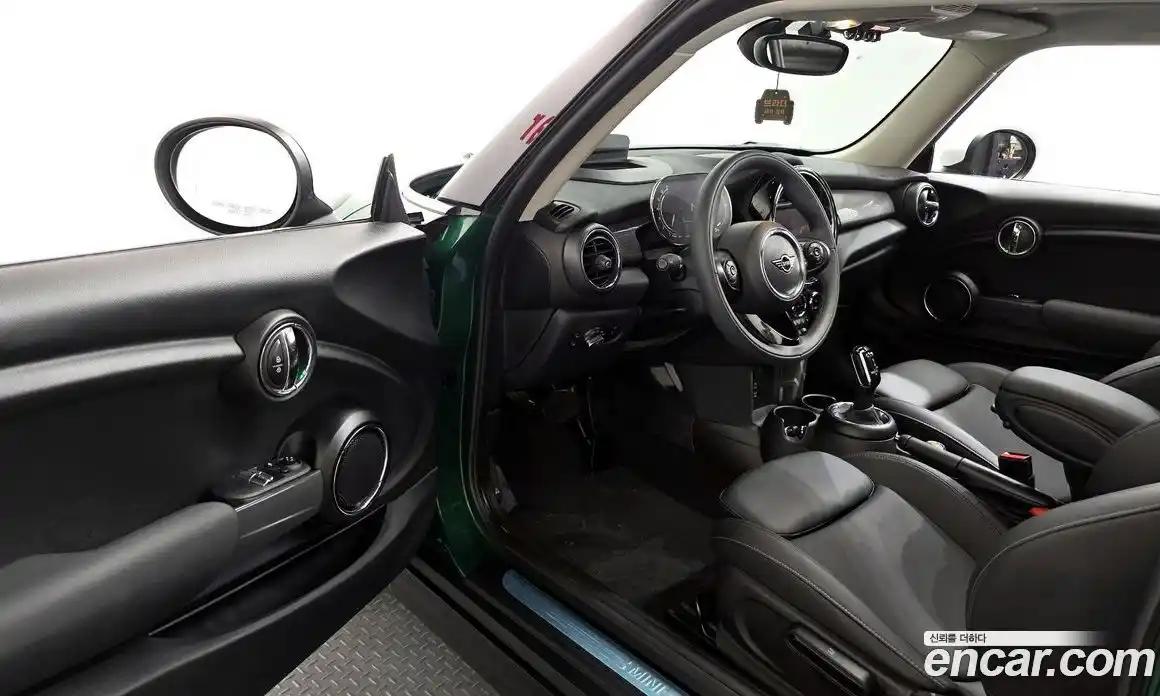 Mini Cooper 2020 1.5 гидро в Москве № 173165, фото 10