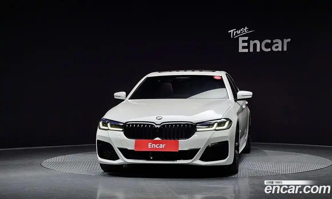 BMW 5-Series 2023 2.0 гидро в Москве № 189399, фото 3