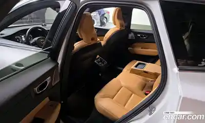 Volvo XC60 2020 2.0 гидро в Москве № 196966, миниатюра 11