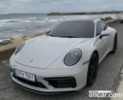 Porsche 911, 2024