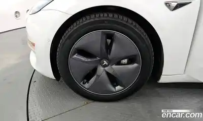 Tesla Model 3 2020 0.2 гидро в Москве № 198538, миниатюра 5