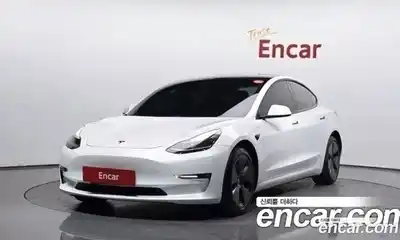 Tesla Model 3, 2021