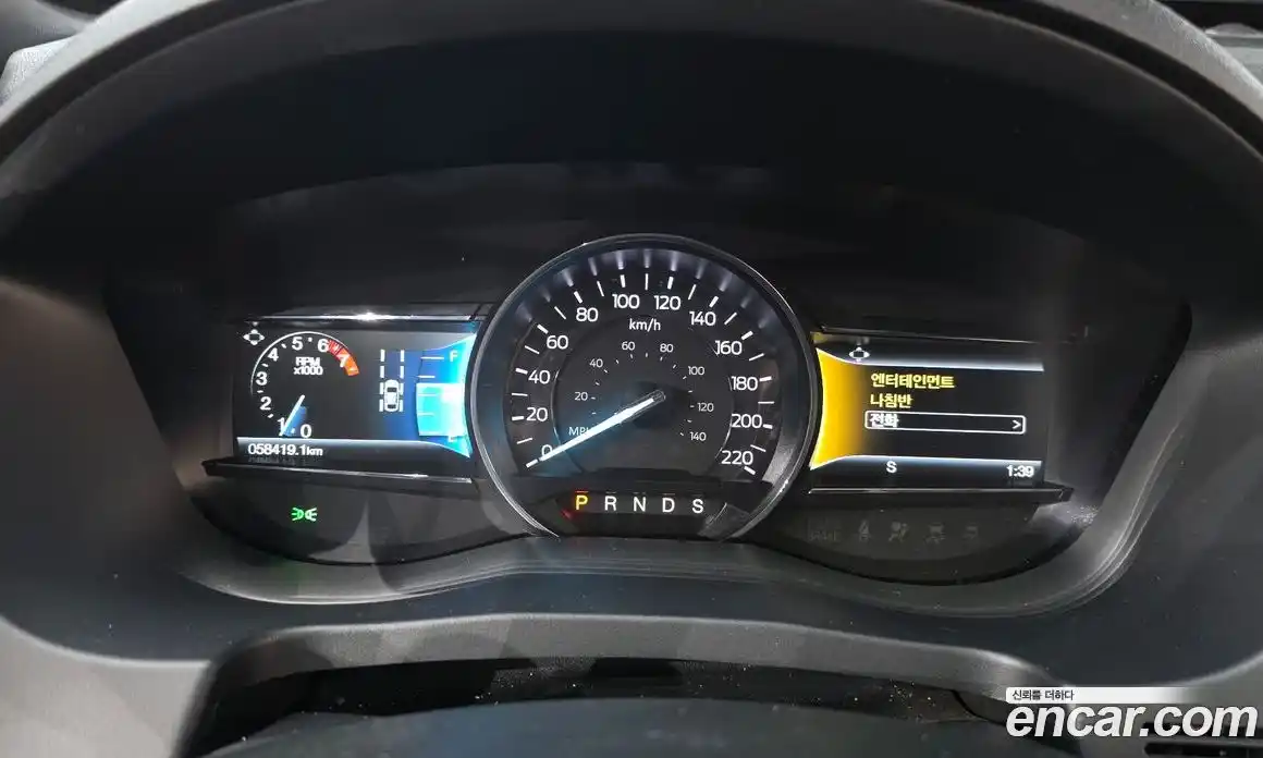 Ford Explorer 2019 2.3 гидро в Москве № 199818, фото 8