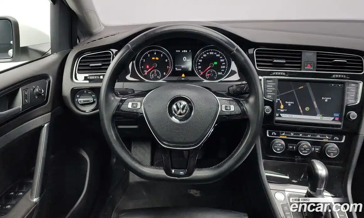 Volkswagen Golf 2014 1.4 гидро в Москве № 204655, фото 13