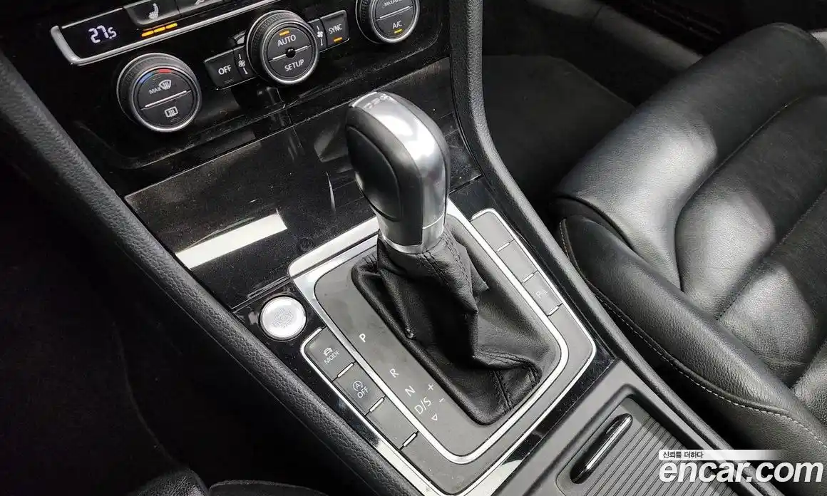 Volkswagen Golf 2014 1.4 гидро в Москве № 204655, фото 9