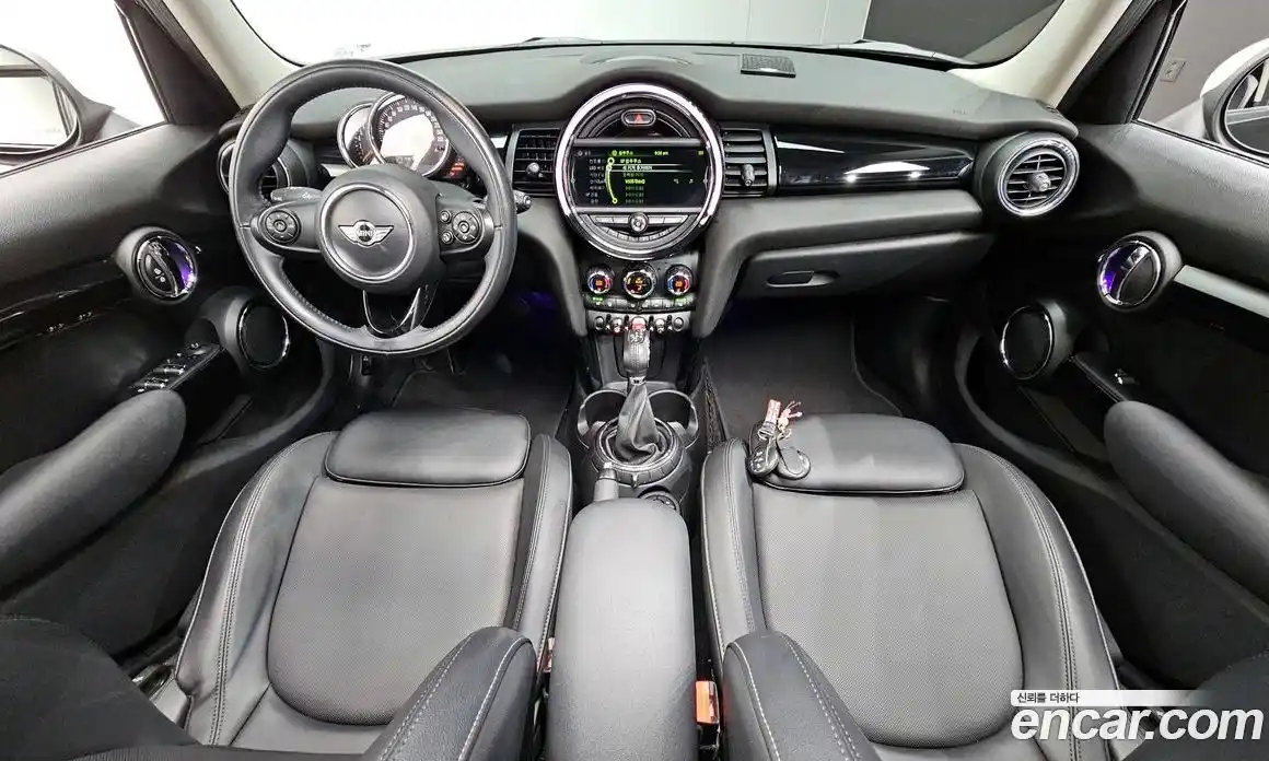 Mini Cooper 2016 1.5 гидро в Москве № 207479, фото 7