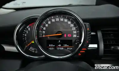 Mini Cooper 2016 1.5 гидро в Москве № 207479, миниатюра 8