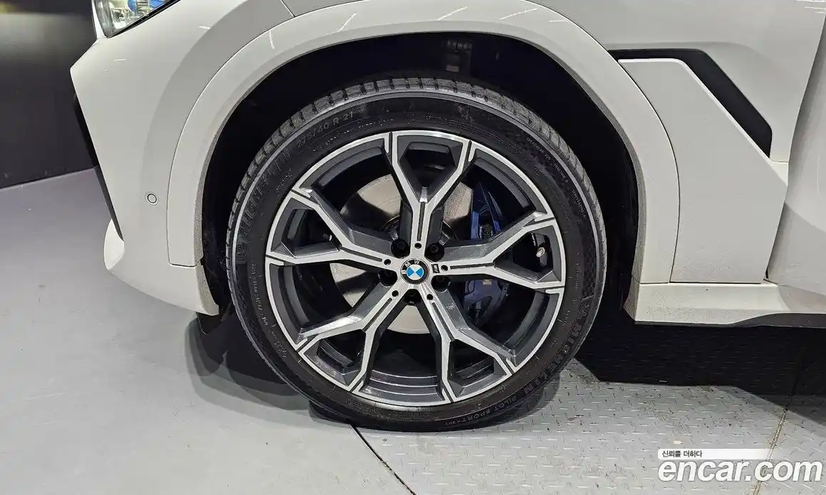 BMW X6 2022 3.0 гидро в Москве № 211345, фото 5
