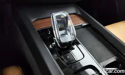 Volvo XC60 2023 2.0 гидро в Москве № 212877, миниатюра 9