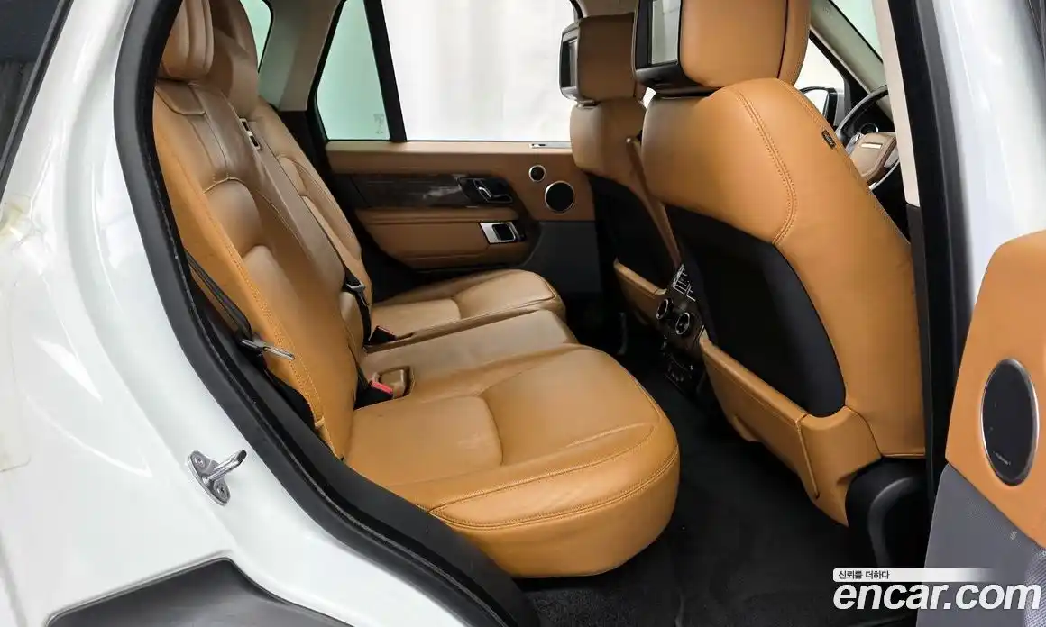 Land Rover Range-Rover 2018 4.4 гидро в Москве № 213806, фото 12