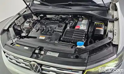 Volkswagen Tiguan 2018 2.0 гидро в Москве № 215118, миниатюра 6