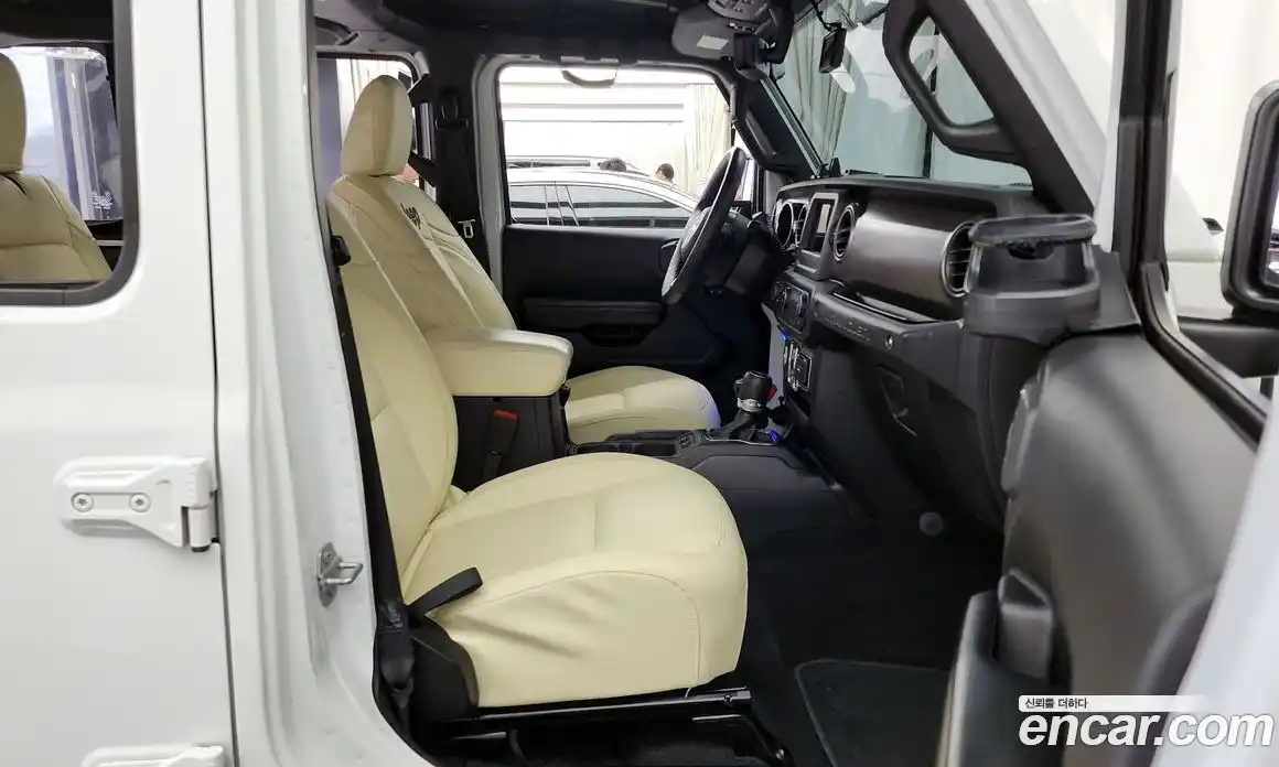 Jeep Wrangler 2019 2.0 гидро в Москве № 215487, фото 11