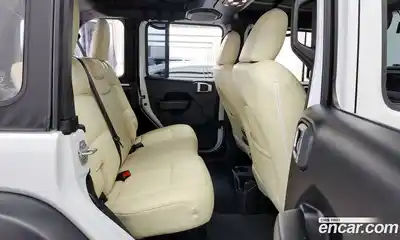 Jeep Wrangler 2019 2.0 гидро в Москве № 215487, миниатюра 12