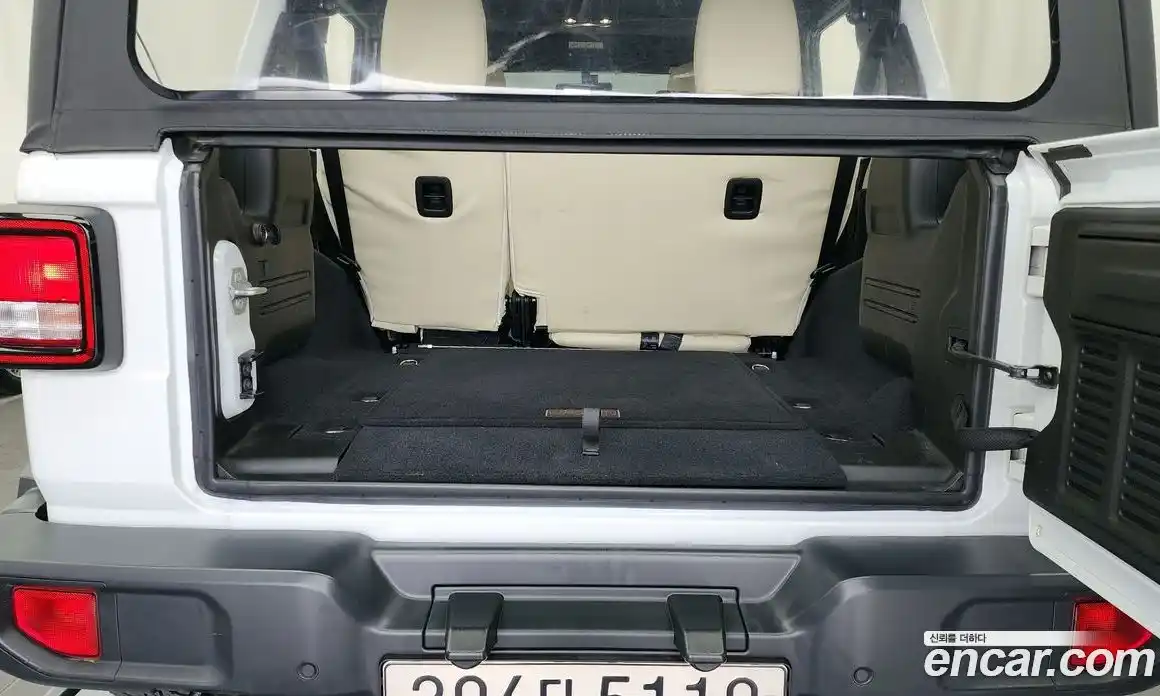 Jeep Wrangler 2019 2.0 гидро в Москве № 215487, фото 20