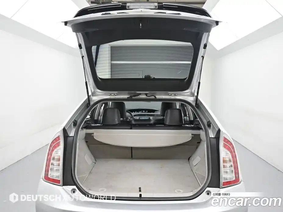 Toyota Prius 2013 1.8 гидро в Москве № 215523, фото 20